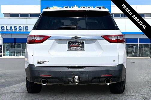 Summit White 2019 Chevrolet Traverse LT Cloth