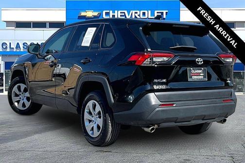 Midnight Black Metallic 2022 Toyota RAV4 LE