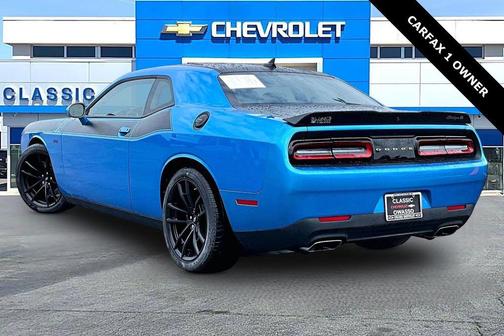 B5 Blue Pearlcoat 2023 Dodge Challenger R/T Scat Pack