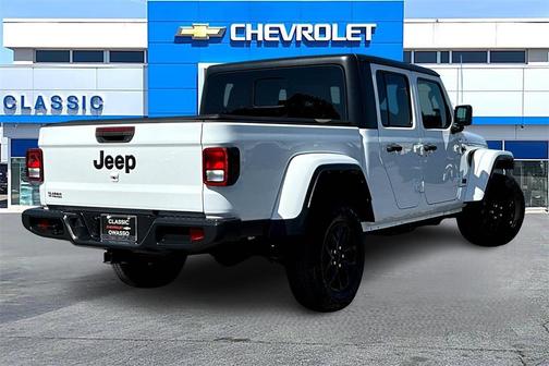 2022 Jeep Gladiator Sport S