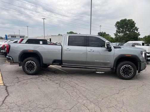 Sterling Metallic 2025 GMC Sierra 3500 Denali
