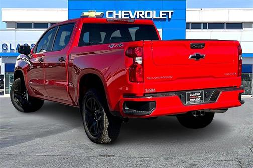 2025 Chevrolet Silverado 1500 Custom