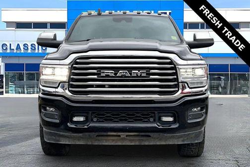 Diamond Black Crystal Pearlcoat 2021 RAM 2500 Longhorn