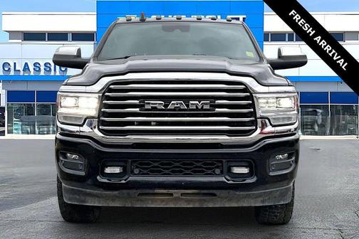 Diamond Black Crystal Pearlcoat 2021 RAM 2500 Longhorn