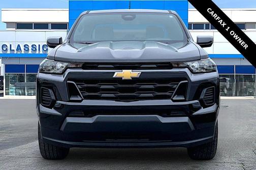 Black 2024 Chevrolet Colorado LT