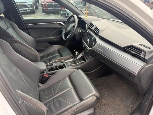 2019 Audi Q3 2.0T S line Premium Plus