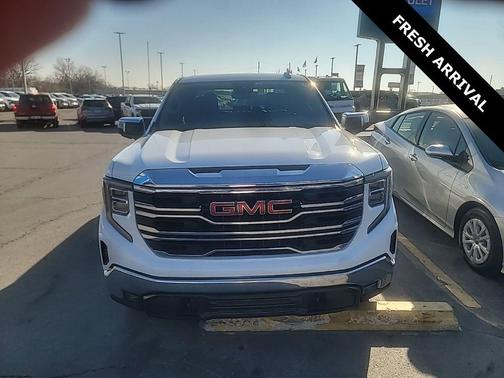 2023 GMC Sierra 1500 SLT