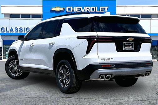 Summit White 2026 Chevrolet Traverse LT