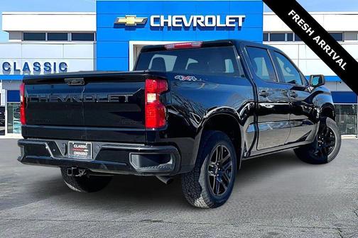 2023 Chevrolet Silverado 1500 Custom