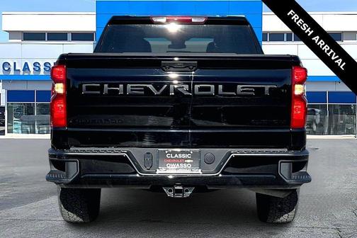 2023 Chevrolet Silverado 1500 Custom