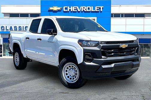 Summit White 2026 Chevrolet Colorado WT