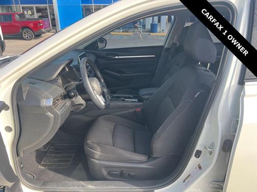 2020 Nissan Altima 2.5 SV