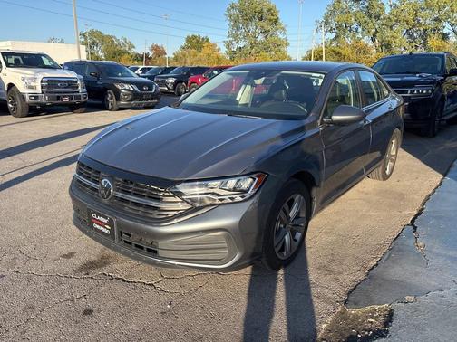 2024 Volkswagen Jetta 1.5T SE