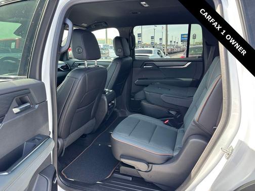 White 2026 GMC Acadia AT4 AWD