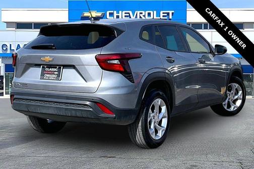 2025 Chevrolet Trax LS