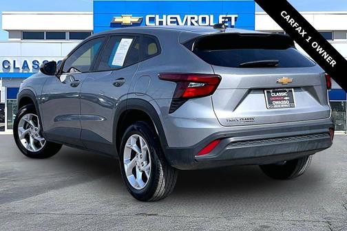 2025 Chevrolet Trax LS