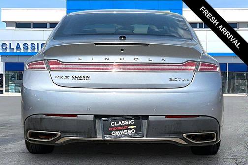 Silver Radiance Metallic 2020 Lincoln MKZ Reserve