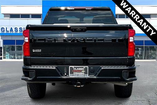 2023 Chevrolet Silverado 1500 Custom