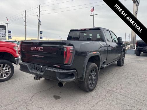2024 GMC Sierra 2500 AT4