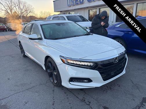2019 Honda Accord Touring 2.0T