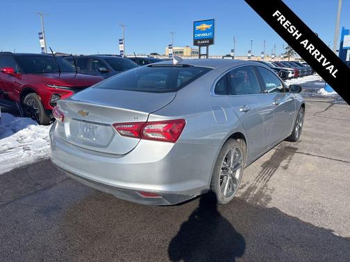 2021 Chevrolet Malibu FWD LT