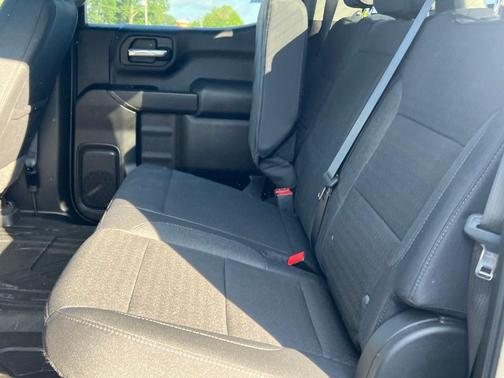 Sterling Gray Metallic 2026 Chevrolet Silverado 1500 Custom