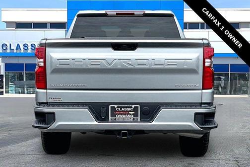 Sterling Gray Metallic 2026 Chevrolet Silverado 1500 Custom