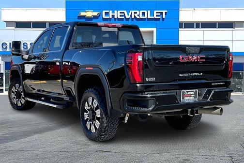 2024 GMC Sierra 2500 Denali