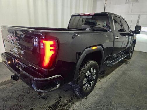 2024 GMC Sierra 2500 Denali