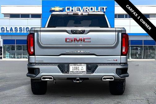 Sterling Metallic 2024 GMC Sierra 1500 AT4