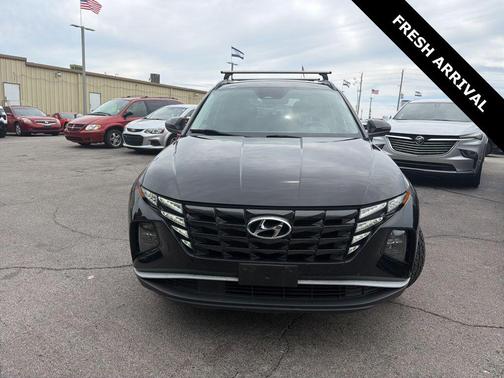 Phantom Black 2022 Hyundai TUCSON SEL