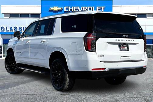 2026 Chevrolet Suburban LS