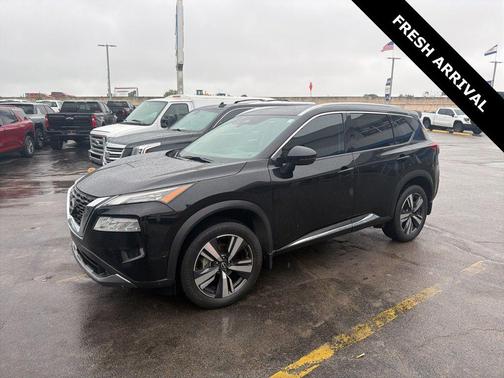 Super Black 2022 Nissan Rogue SL