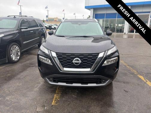 Super Black 2022 Nissan Rogue SL