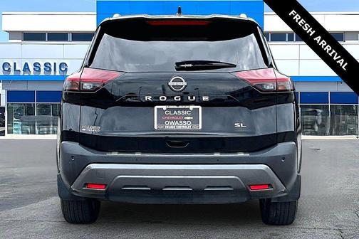 Super Black 2022 Nissan Rogue SL
