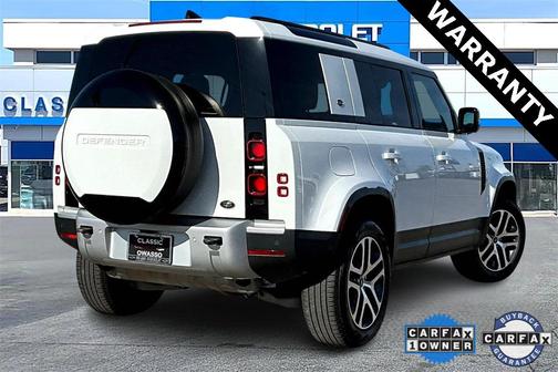 2023 Land Rover Defender 110 SE