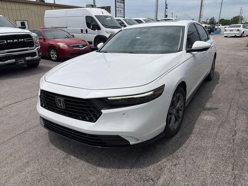 Platinum White Pearl 2023 Honda Accord Hybrid EX-L