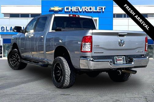 2020 RAM 2500 Big Horn Crew Cab 4x4 6'4' Box