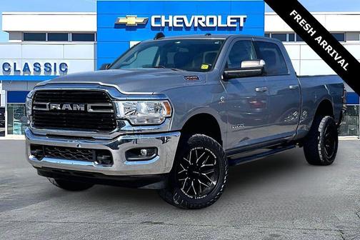2020 RAM 2500 Big Horn Crew Cab 4x4 6'4' Box