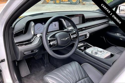 Uyuni White 2025 Genesis G90 3.5T e-SC AWD