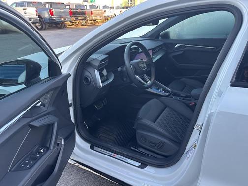 2024 Audi S3 Premium Plus TFSI quattro S tronic