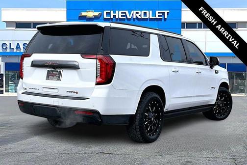 2021 GMC Yukon XL 4WD AT4