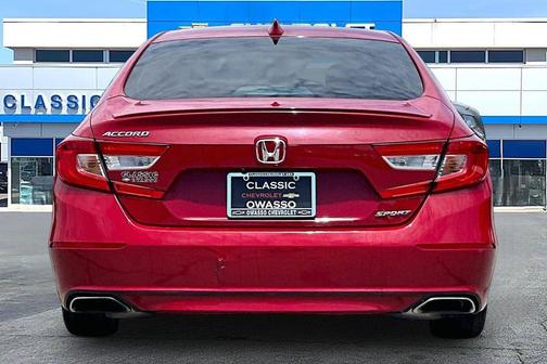 Radiant Red Metallic 2018 Honda Accord Sport