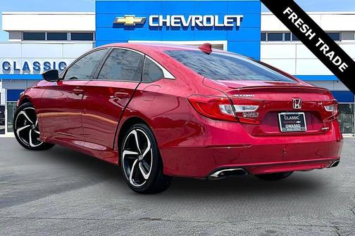 Radiant Red Metallic 2018 Honda Accord Sport