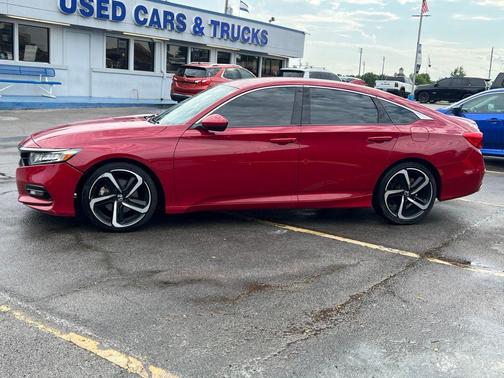 Radiant Red Metallic 2018 Honda Accord Sport