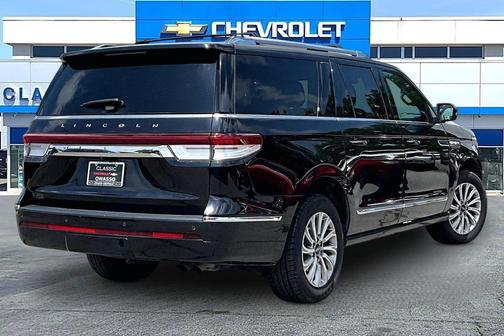 INFINITE BLACK MET CC 2024 Lincoln Navigator Premiere
