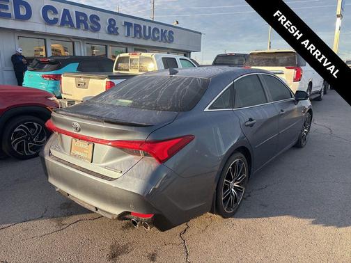 2019 Toyota Avalon Touring