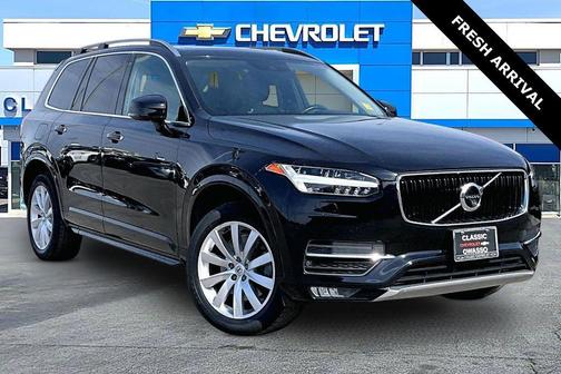 2016 Volvo XC90 T6 Momentum