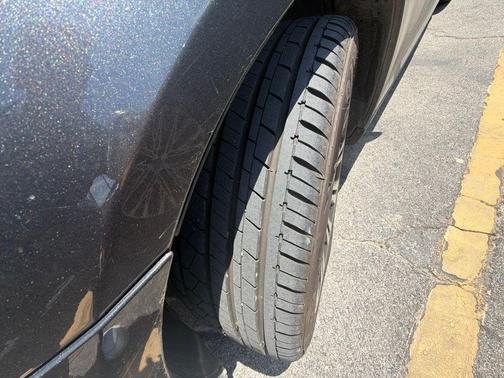Granite Crystal Metallic Clearcoat 2013 Chrysler 300 Base