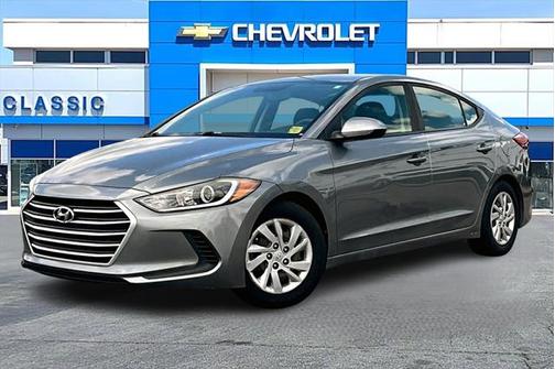 2018 Hyundai ELANTRA SE